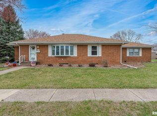 2726 N Fillmore St, Davenport, IA 52804