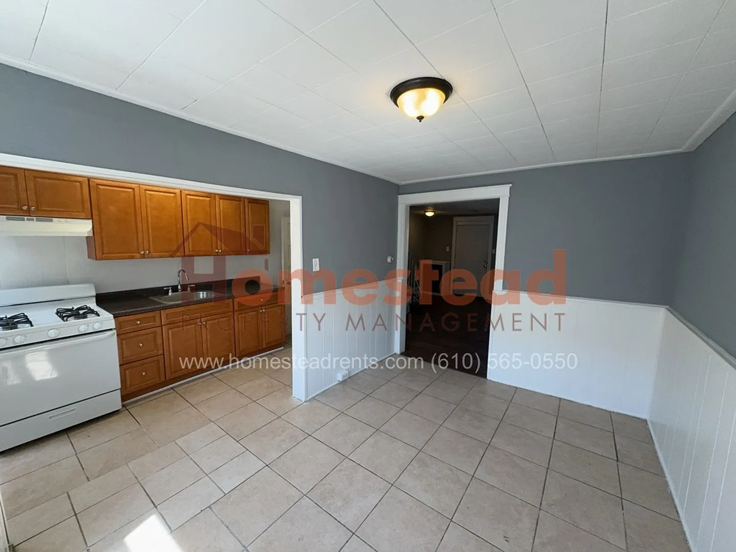 3 Bedroom HOME in Upper Darby! — Photo 2