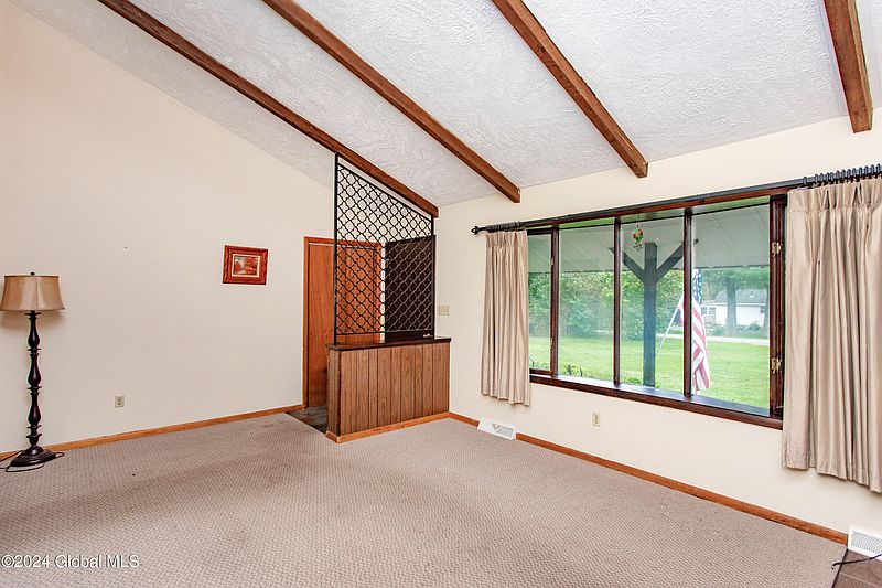 3rd image of 17 Tieman Road
