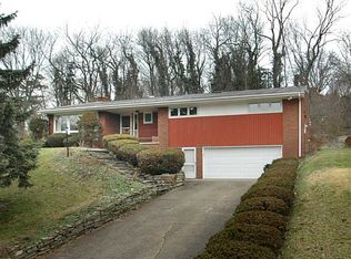 3429 Ridgewood Dr, Pittsburgh, PA 15235
