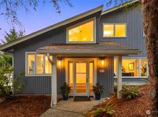 5610 W Mercer Way, Mercer Island, WA 98040