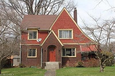 1st image of 1415 Delia Ave