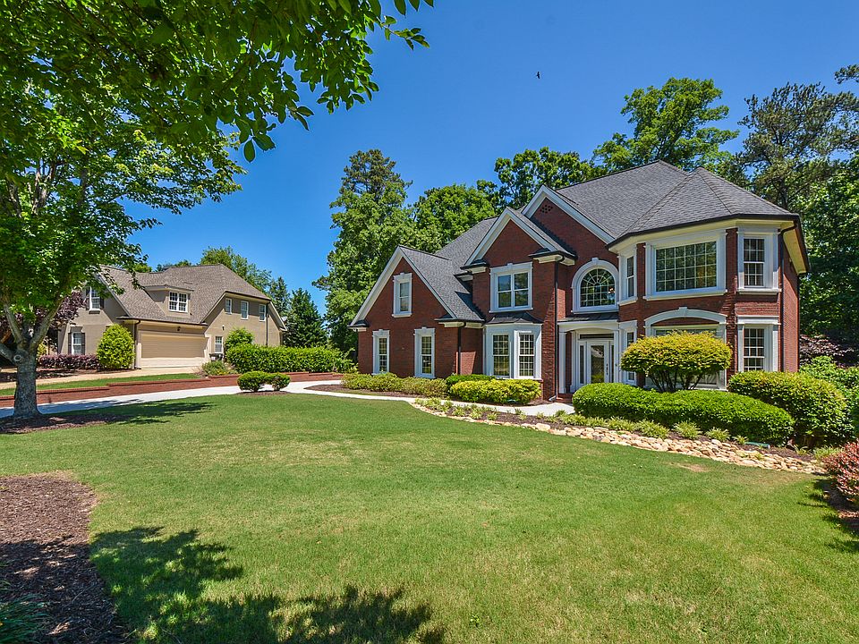 1st image of 926 Great Pine Ln