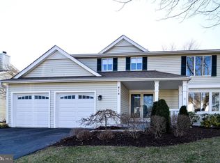 414 Sanders Ln, Gaithersburg, MD 20877