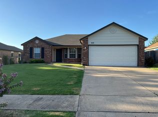 809 W 119th Pl S, Jenks, OK 74037