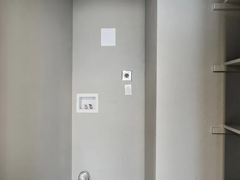1409 Willshire Dr — Photo 16
