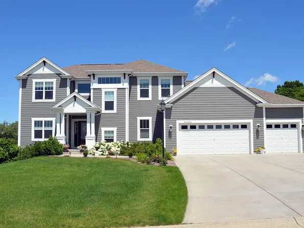 W275N364 Arrowhead TRAIL, Waukesha, WI 53188