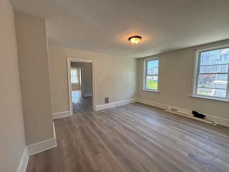 2401 N West St — Photo 4