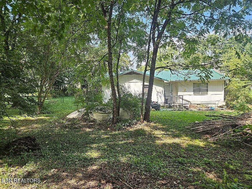 1st image of 3561 Grade Rd