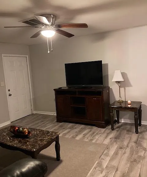 6140 Green St SE — Photo 1