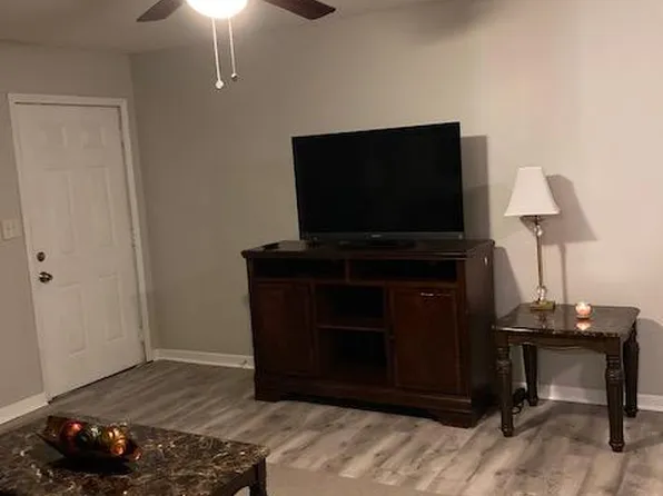 6140 Green St SE, Covington, GA 30014