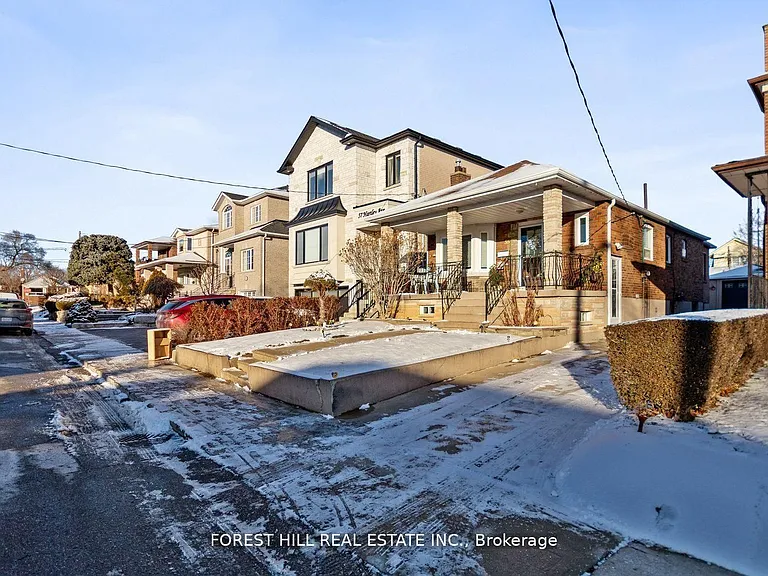 55 Hartley Ave — Photo 3