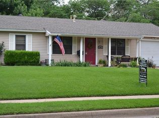 807 Aransas Dr, Euless, TX 76039