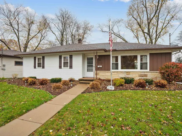 2510 Merfeld Ln, Dubuque, IA 52001