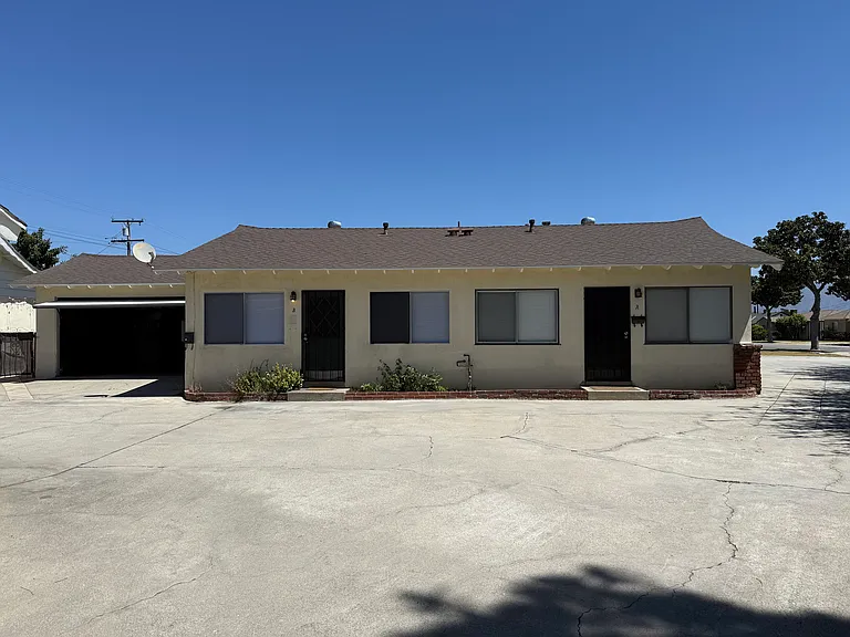 S Almansor St — Photo 1