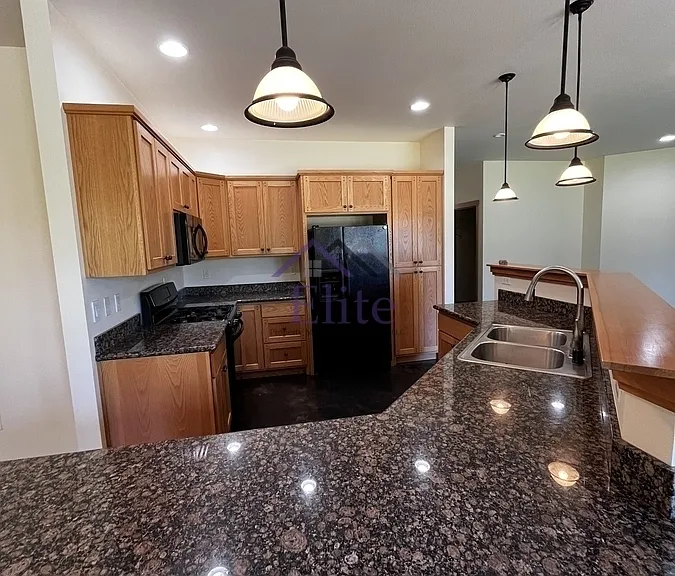 251 W Berry Ridge Rd — Photo 11