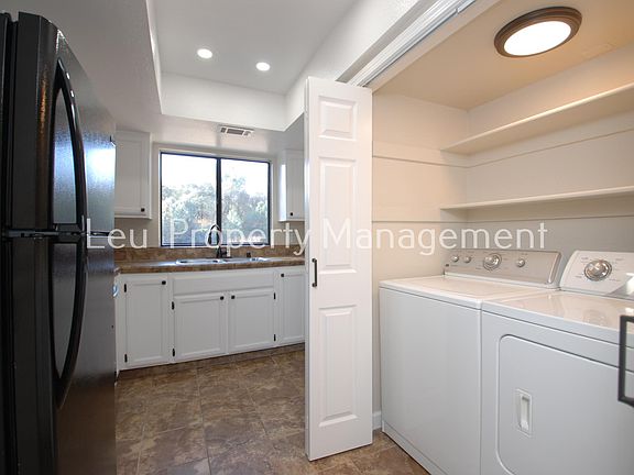 4th image of 3180 Country Club Dr APT 3D