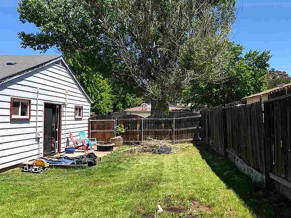 4th image of 1413 Placer Dr