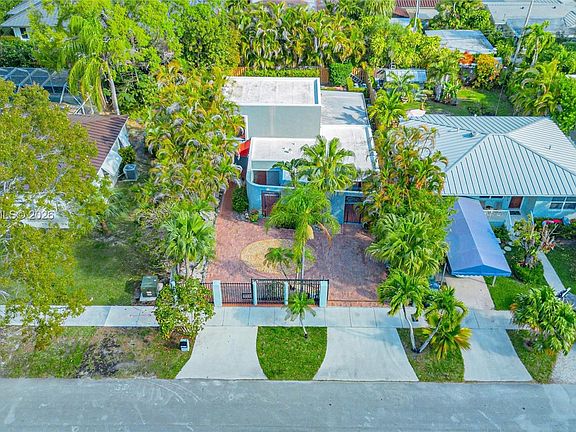 2nd image of 5747 SW 55th St