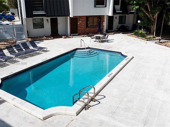 4th image of 5555 Ludlam Rd #46