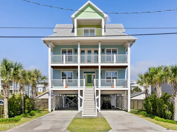 711 Carolina Beach Avenue N, Carolina Beach, NC 28428