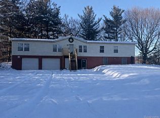 3363 N Branch Rd, North Branch, MI 48461