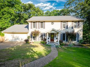 46 Inverness Cir, Little Rock, AR 72212