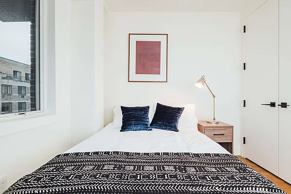 Rented by Nooklyn NYC LLC | media 8