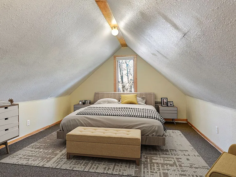 2241 Pierce St NE — Photo 11