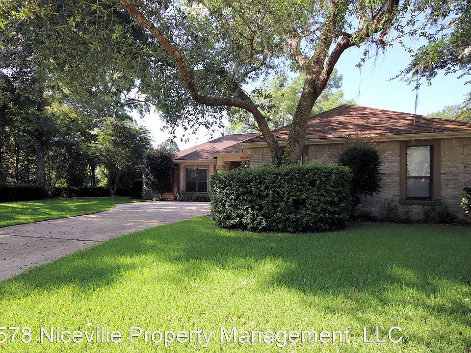 2602 Brodie Ln Crestview FL 32536 Zillow