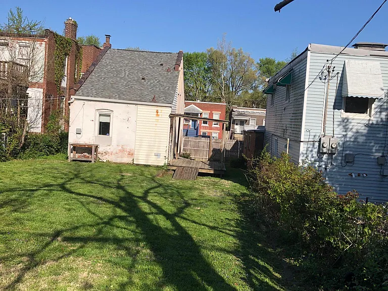 3533 S Spring Ave — Photo 22