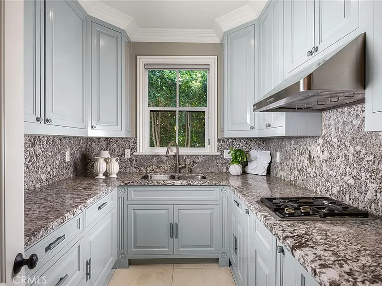 536 W Camino Real Ave — Photo 14