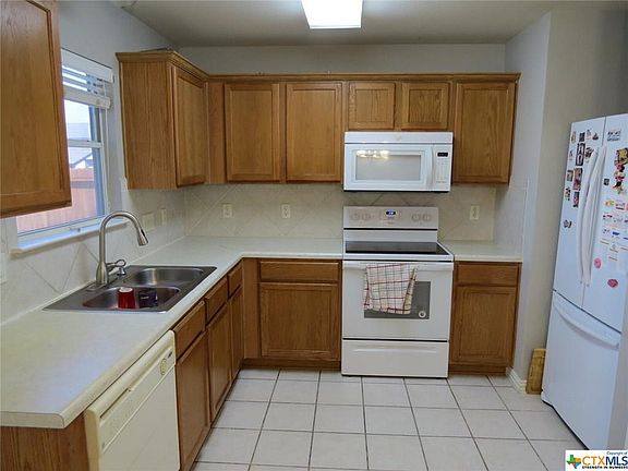 4th image of 5103 Causeway Ct
