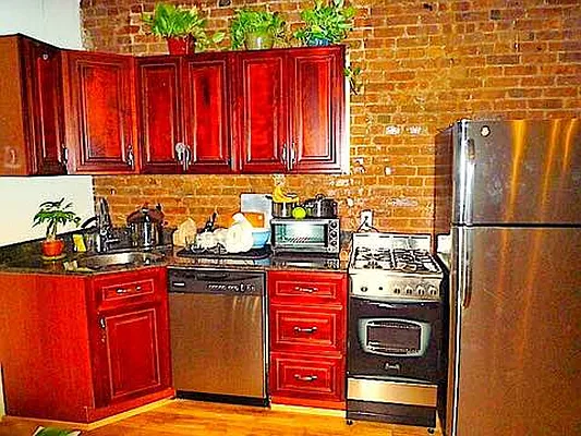 Rented by Friedman Roth Realty | media 7