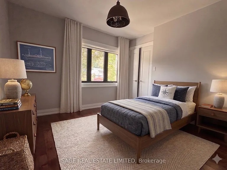38 Baby Point Rd — Photo 13