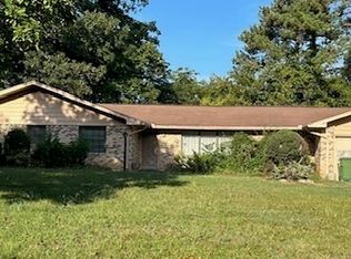 700 Laverne Dr NW, Atlanta, GA 30318