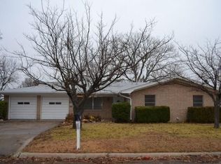 1701 N McCart St, Stephenville, TX 76401