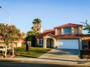 1046 Date Palm Dr, Palmdale, CA 93551