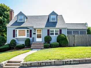 30 Sunset Dr, Beverly, MA 01915