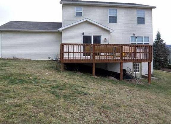 .60 acre lot