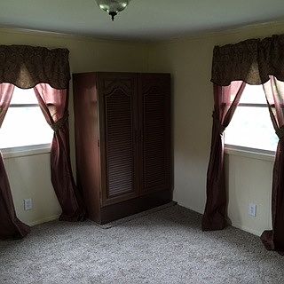 Bed room