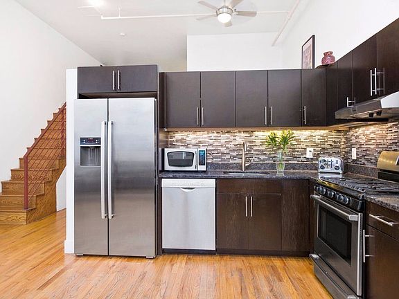 5th image of 91 Grand Ave APT 1F