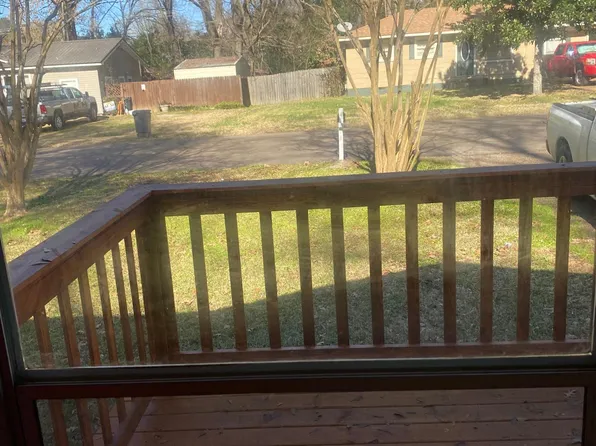 2737 Old Country Club Rd, Pearl, MS 39208