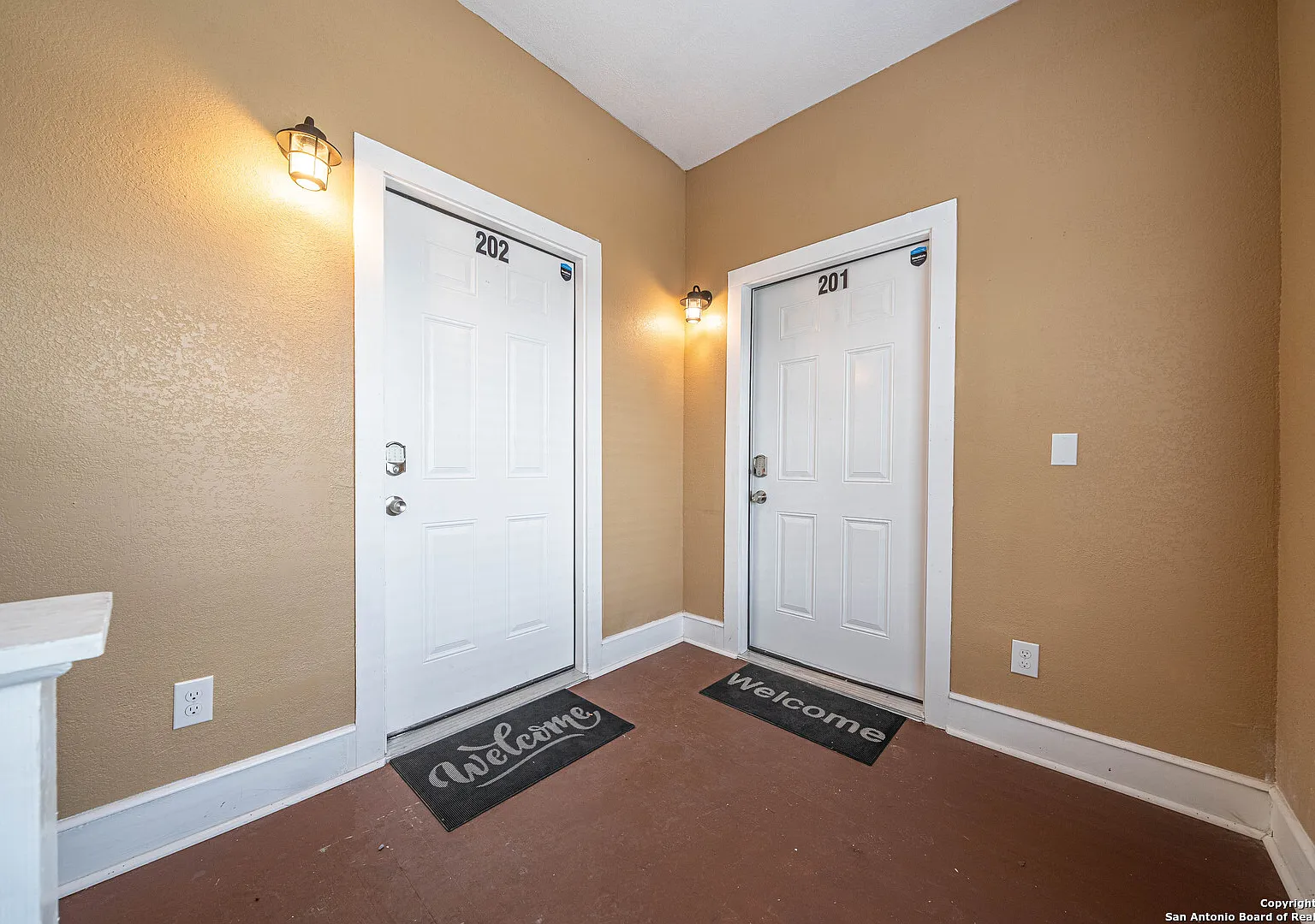 2 bed, 790 sqft, $1,075 — Photo 2