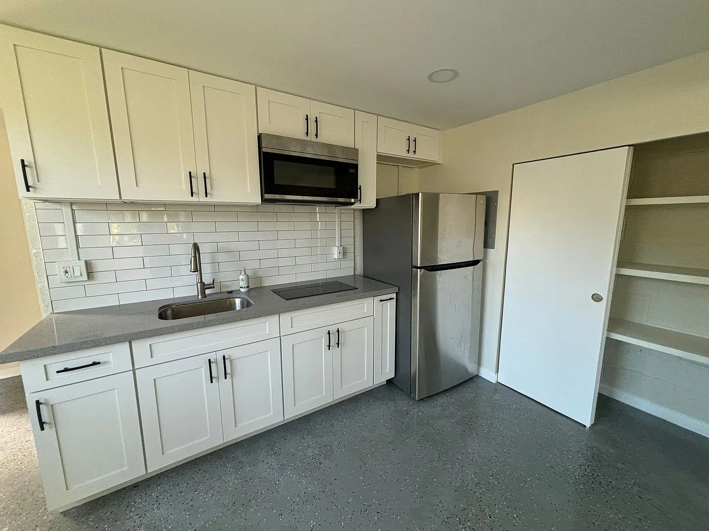 1716 Kuikele St — Photo 3