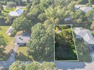 679 Cavern Ter, Sebastian, FL 32958
