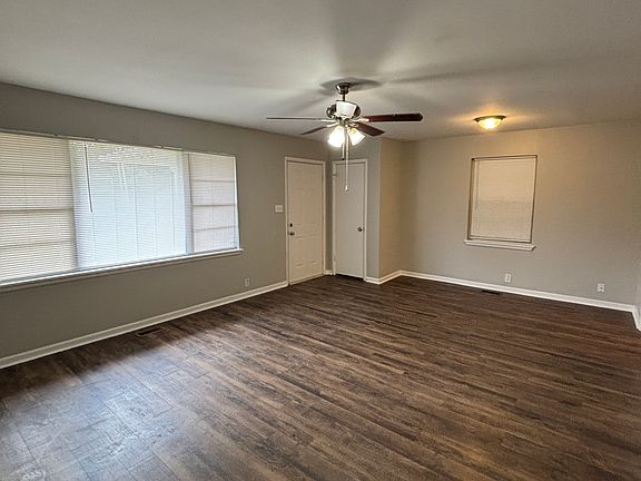 3rd image of 1413 Stanphil Rd