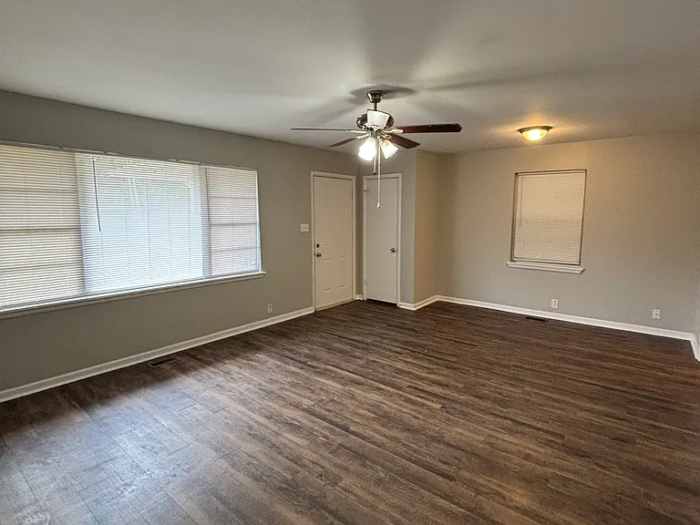1413 Stanphil Rd — Photo 3