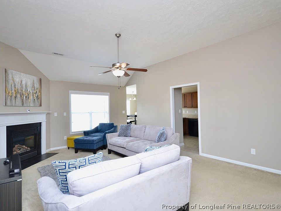 3624 Crosswinds Dr, Hope Mills, NC 28348 Zillow