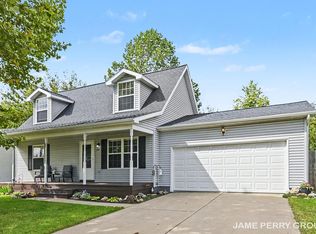 1192 Porter Dr, Charlotte, MI 48813